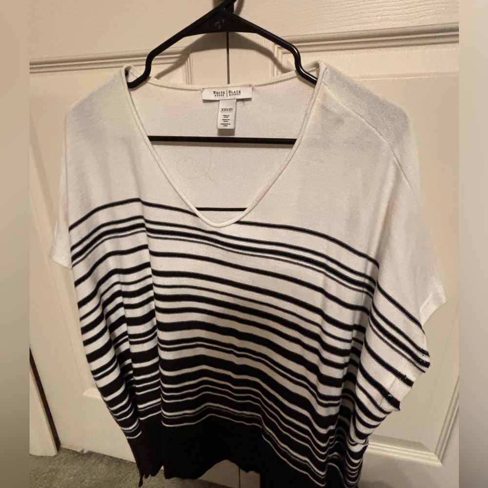 White House Black Market short sleeve sweater Size XS
